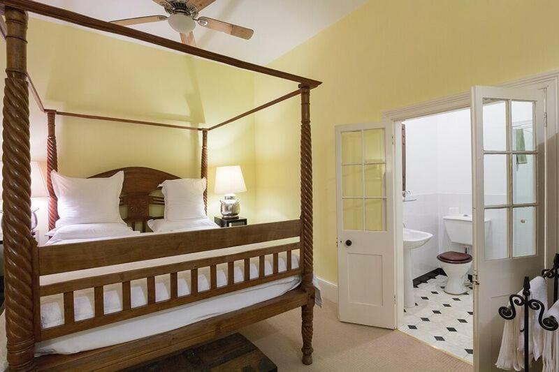 Faversham House York Ngoại thất bức ảnh